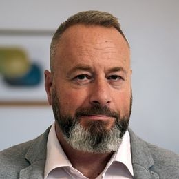 Uwe KLÄRNER
